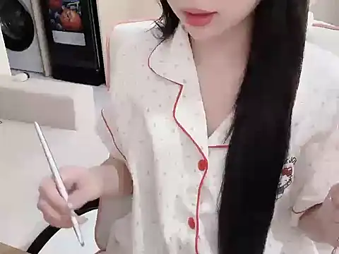 Snapshot of Yuyu-baobei chatting on 02-13-26, 02:57 Yuyu-baobei online show from 02-13-26, 02:57