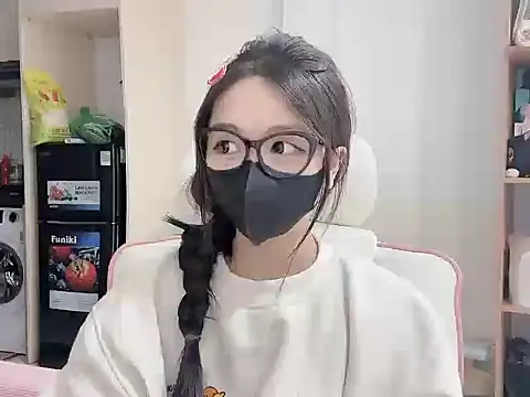 Yuyu-baobei online show from 03-10-26, 06:18