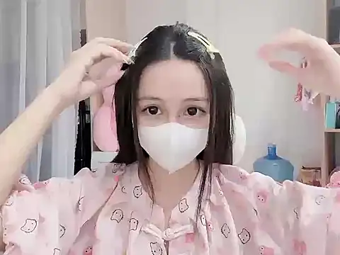 Snapshot of Yuyu-baobei chatting on 04-30-26, 03:18 Yuyu-baobei online show from 04-30-26, 03:18