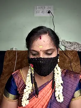 Snapshot of Tamil_Pallavi chatting on 04-14-26, 06:47 Tamil Pallavi online show from 04-14-26, 06:47