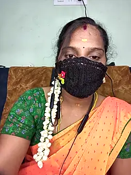 Snapshot of Tamil_Pallavi chatting on 04-15-26, 05:20 Tamil Pallavi online show from 04-15-26, 05:20