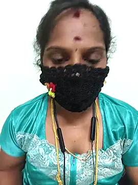 Snapshot of Tamil_Pallavi chatting on 04-29-26, 08:07 Tamil Pallavi online show from 04-29-26, 08:07