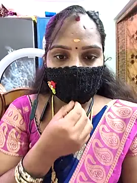 Snapshot of Tamil_Pallavi chatting on 05-17-26, 03:19 Tamil Pallavi online show from 05-17-26, 03:19