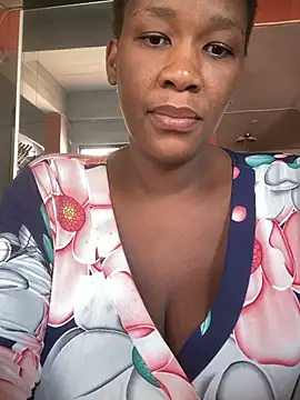 GiantClithpee online show from 12-12-24, 11:40