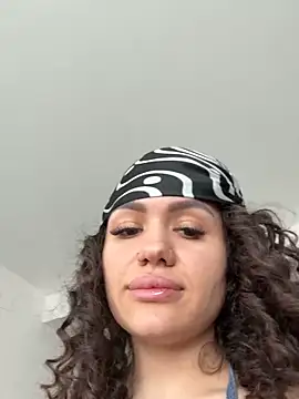 SiennaLuxexx online show from 03-09-26, 01:15