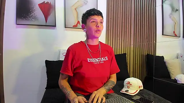 naughty girlwd online show from 02-19-26, 04:41