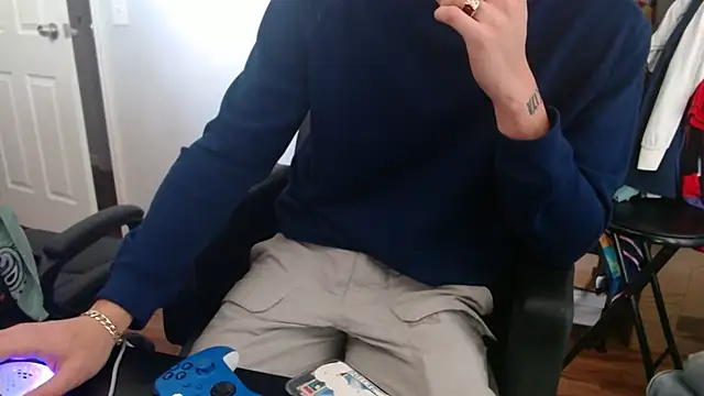 Snapshot of Longdforya chatting on 04-13-26, 07:19 Longdforya online show from 04-13-26, 07:19