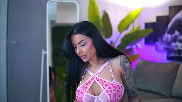 Ivy Trix online show from 02-16-26, 07:21