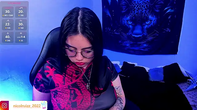Nicolle Ruizz online show from 06-06-26, 12:54