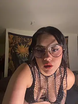 Nicolle Ruizz online show from 06-13-26, 08:01