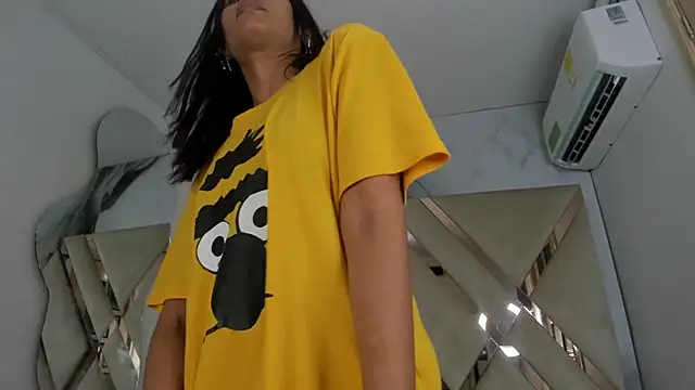 Snapshot of Ladymadinght chatting on 02-14-26, 01:41 Ladymadinght online show from 02-14-26, 01:41