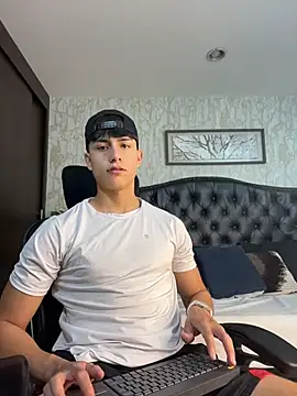 Lander Cruz online show from 05-07-26, 03:06