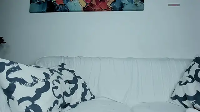 Snapshot of blueberry______ chatting on 02-15-26, 05:48 blueberry online show from 02-15-26, 05:48