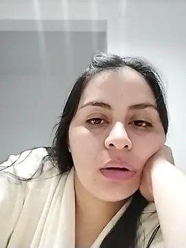 latina prohibida online show from 02-08-26, 03:43