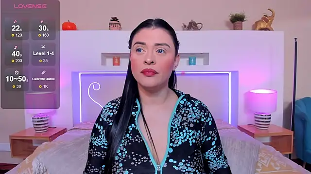 Snapshot of AnikaRomanoff_ chatting on 02-11-26, 11:48 AnikaRomanoff online show from 02-11-26, 11:48