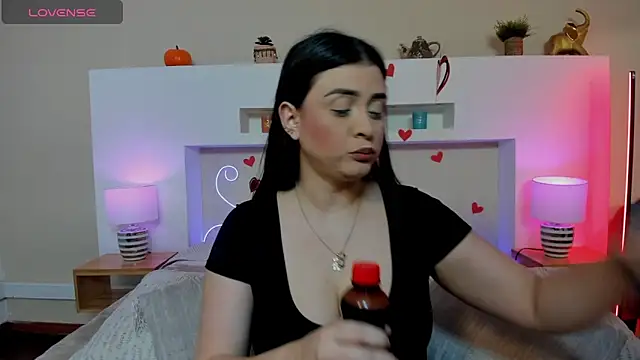 Snapshot of AnikaRomanoff_ chatting on 03-04-26, 11:16 AnikaRomanoff online show from 03-04-26, 11:16