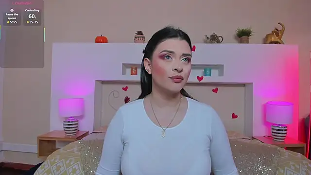 Snapshot of AnikaRomanoff_ chatting on 03-19-26, 11:36 AnikaRomanoff online show from 03-19-26, 11:36