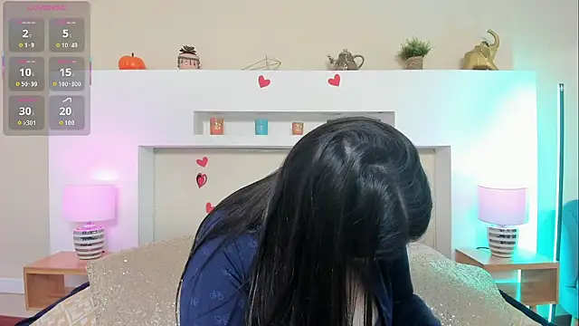 AnikaRomanoff  online show from 06-17-26, 11:34