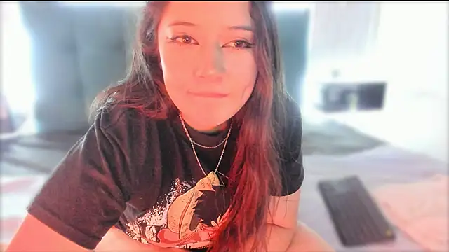 x Adeline  online show from 02-24-26, 04:38