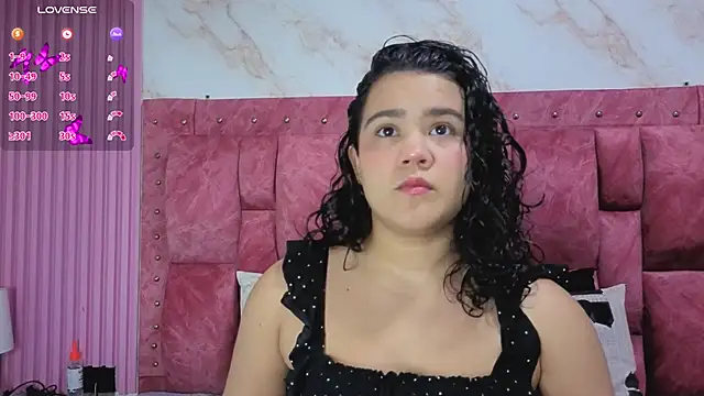 Snapshot of ValeryMorales chatting on 04-16-26, 09:04 ValeryMorales online show from 04-16-26, 09:04