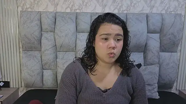 Snapshot of ValeryMorales chatting on 04-29-26, 11:14 ValeryMorales online show from 04-29-26, 11:14