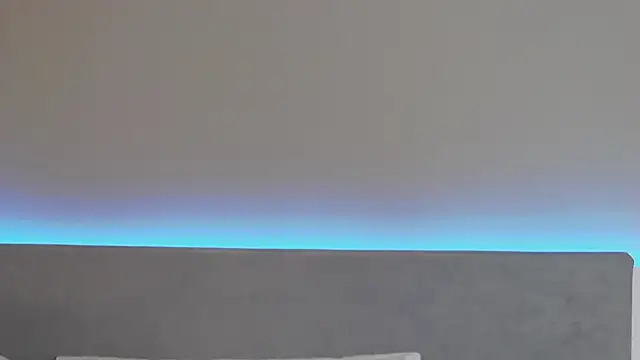 RachaelMils online show from 12-19-25, 03:57