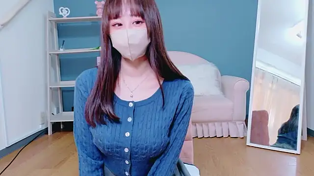 Snapshot of Miho_H_ch chatting on 01-16-26, 04:49 Miho H ch online show from 01-16-26, 04:49