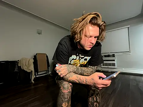 Tatertats online show from 12-02-25, 05:35