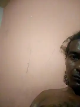 Snapshot of pollowason83 chatting on 02-18-26, 02:07 pollowason83 online show from 02-18-26, 02:07