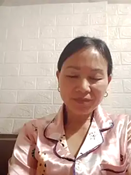 Lili-123k online show from 04-29-26, 03:32
