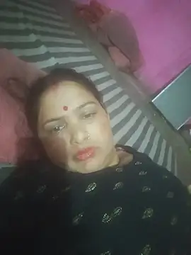 Your-shreya143 online show from 06-20-26, 11:07