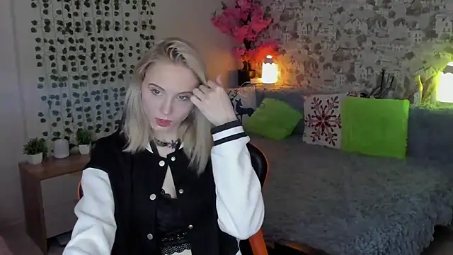 Gina Gina love online show from 05-08-26, 12:49