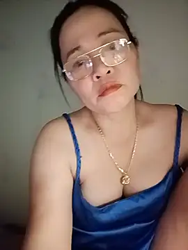 Snapshot of Sexfullx chatting on 05-23-26, 02:21 Sexfullx online show from 05-23-26, 02:21