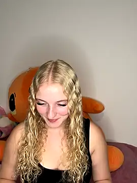 Sophie cute06 online show from 12-16-25, 07:08