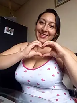 Valeria montana  online show from 01-12-26, 04:45