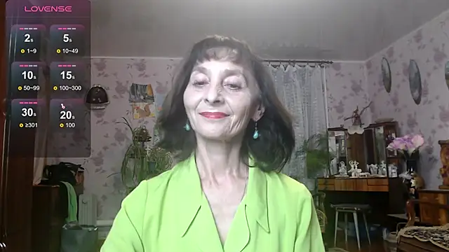 Angelina-Missteria online show from 12-17-25, 04:46