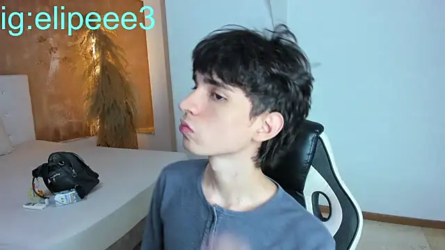 Snapshot of CONNOR_STONNE_ chatting on 03-06-26, 07:32 CONNOR STONNE online show from 03-06-26, 07:32