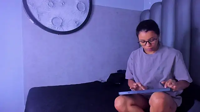 pitufa- online show from 01-06-26, 07:28