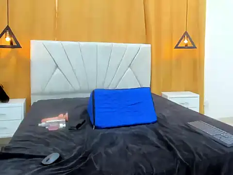 Snapshot of Kamila_Steward chatting on 01-31-26, 07:11 Kamila Steward online show from 01-31-26, 07:11