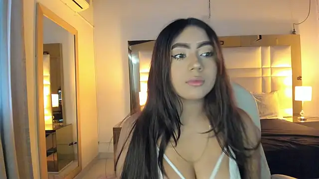 Zoei Moon online show from 02-18-26, 06:26