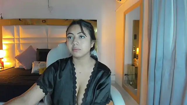 Zoei Moon online show from 05-27-26, 07:00