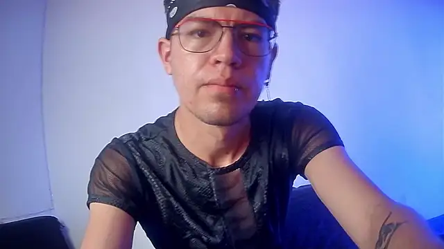 nicolatinboy online show from 02-12-26, 08:59