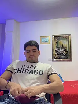 Snapshot of williamsmiiths16 chatting on 02-17-26, 01:51 williamsmiiths16 online show from 02-17-26, 01:51