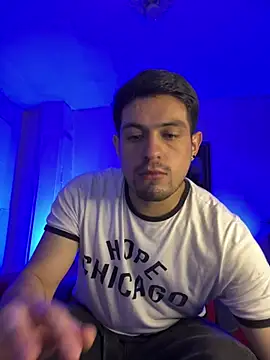 Snapshot of williamsmiiths16 chatting on 02-21-26, 03:07 williamsmiiths16 online show from 02-21-26, 03:07