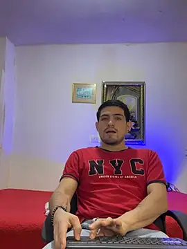 Snapshot of williamsmiiths16 chatting on 03-14-26, 11:48 williamsmiiths16 online show from 03-14-26, 11:48