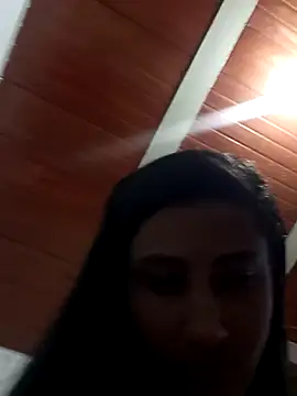 Vera Luna  online show from 04-16-26, 09:39