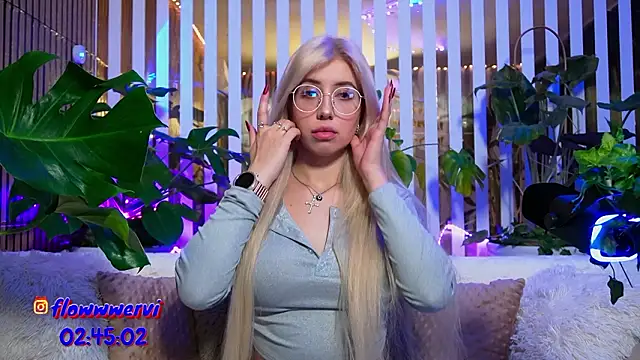 FlowweerGirl online show from 02-09-26, 08:13