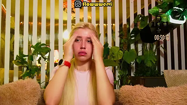 FlowweerGirl online show from 03-27-26, 07:35