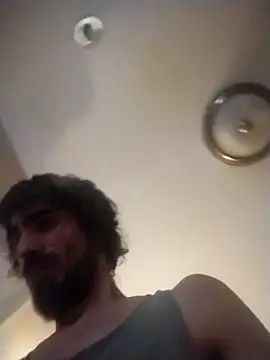 bigjohnson2914 online show from 04-11-26, 05:28