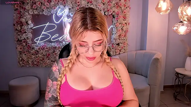 MadisonKane online show from 03-10-26, 11:26